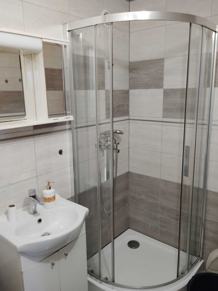 Mieszkanie 2-pokojowe Wieluń, os. Armii Krajowej. Zdjęcie 3