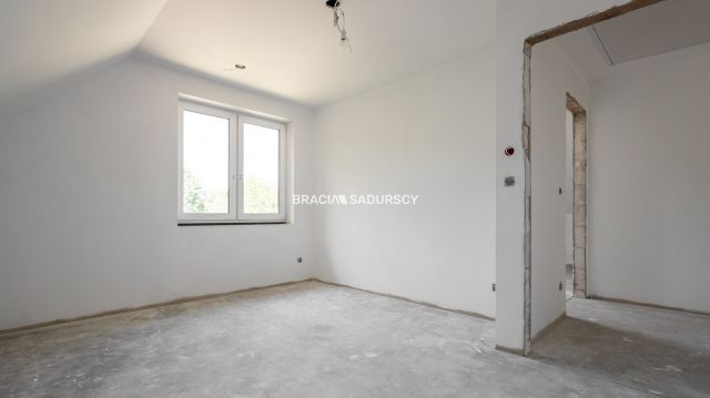 bliźniak, 5 pokoi Myślenice, ul. Tarnówka. Zdjęcie 15