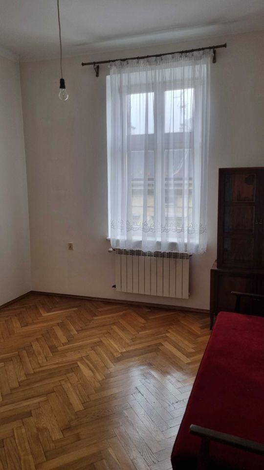 Mieszkanie 3-pokojowe Kraków Śródmieście, ul. Marii Skłodowskiej-Curie. Zdjęcie 4