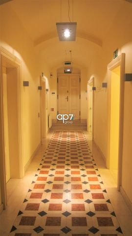 Lokal Kraków Stare Miasto, ul. Krupnicza. Zdjęcie 12