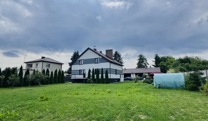 dom wolnostojący, 7 pokoi Kalinówka
