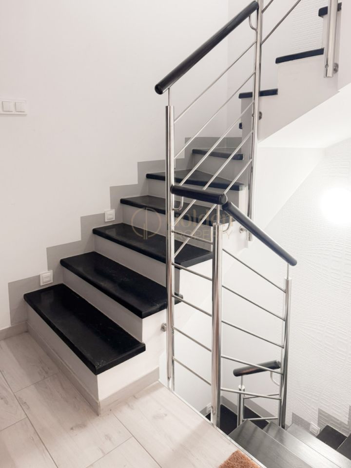 dom szeregowy, 8 pokoi Gdynia Wielki Kack, ul. Gryfa Pomorskiego. Zdjęcie 4