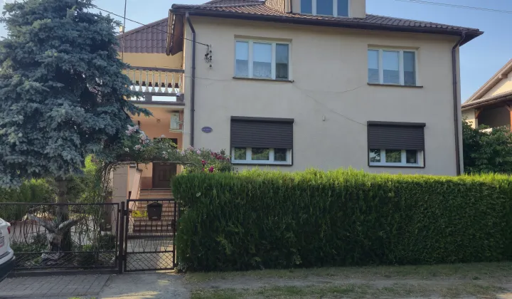 dom wolnostojący, 5 pokoi Dobrów, ul. Św. Bogumiła