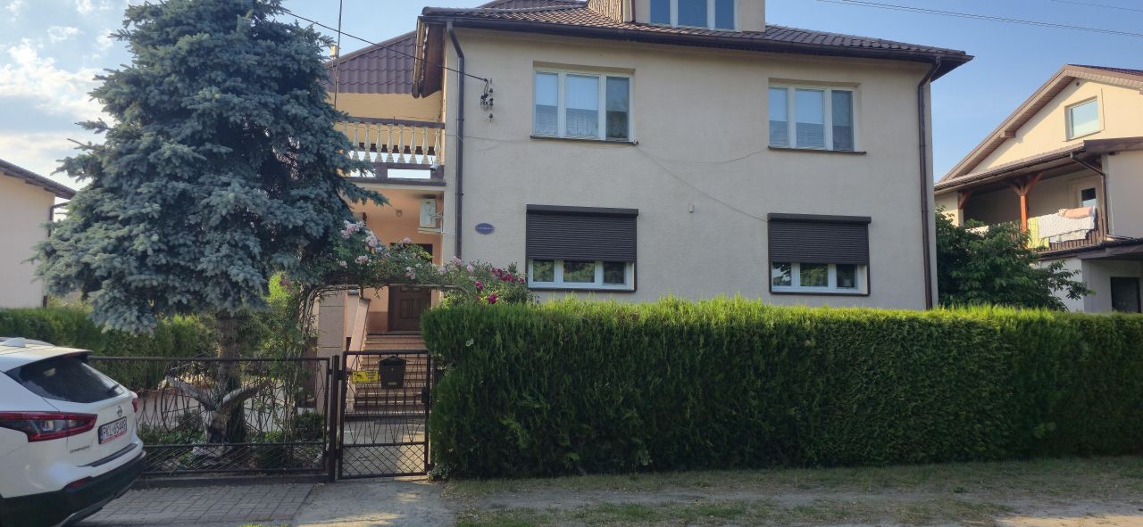 dom wolnostojący, 5 pokoi Dobrów, ul. Św. Bogumiła. Zdjęcie 1