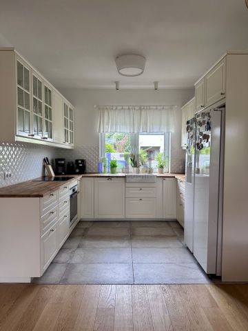 dom szeregowy, 4 pokoje Dobrzykowice. Zdjęcie 3