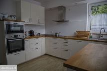 dom wolnostojący, 10 pokoi Łomna. Zdjęcie 1