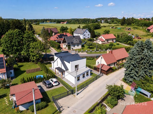 dom wolnostojący, 5 pokoi Dywity, ul. Polna. Zdjęcie 2