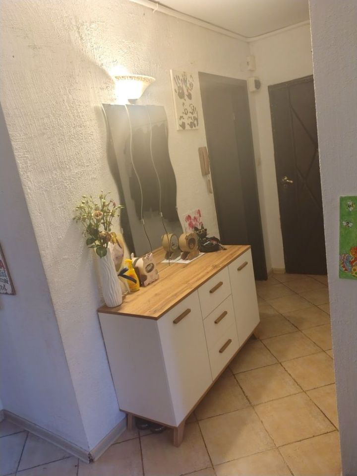 Mieszkanie 3-pokojowe Wszewilki. Zdjęcie 3
