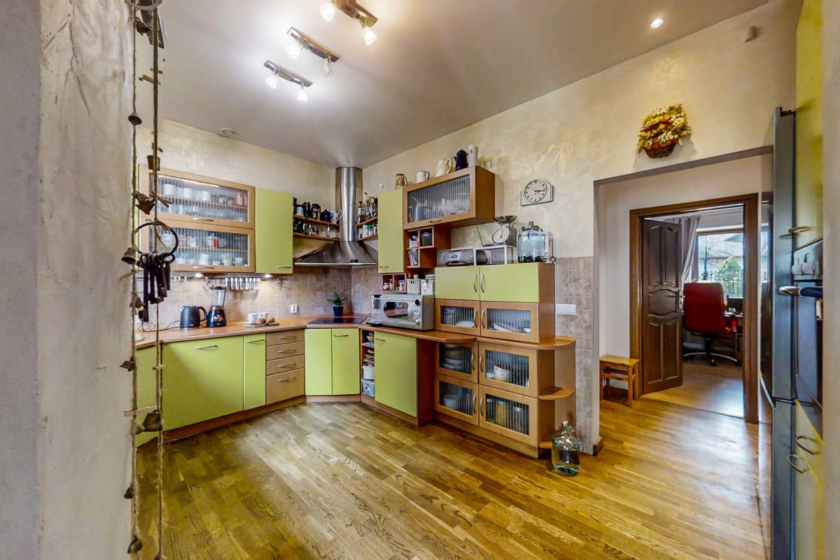 dom wolnostojący, 11 pokoi Łódź, ul. Szarotki. Zdjęcie 4