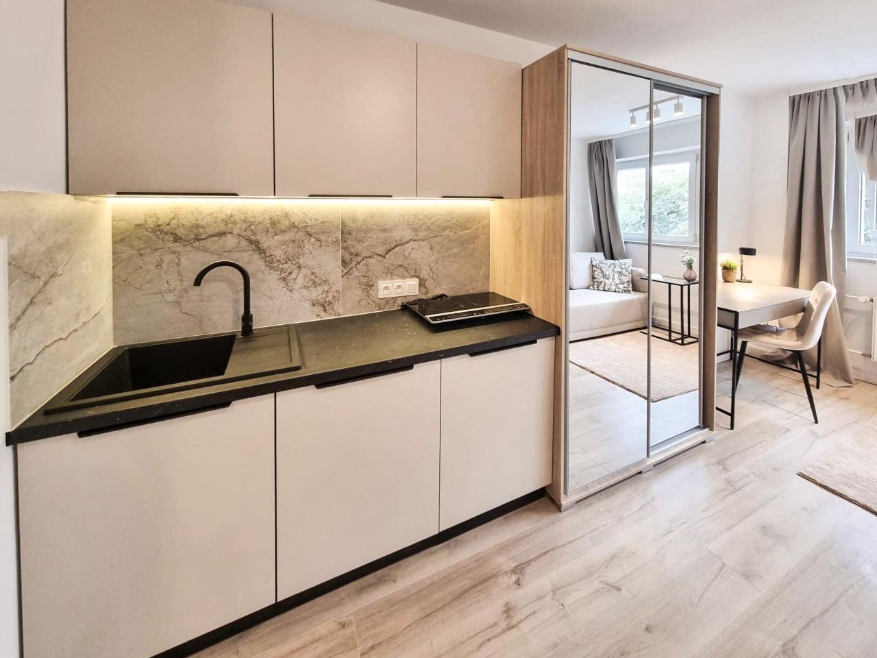 Mieszkanie 2-pokojowe Warszawa Bielany, ul. Tadeusza Gajcego. Zdjęcie 4