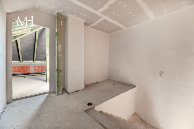 dom wolnostojący, 4 pokoje Zgierz. Zdjęcie 7