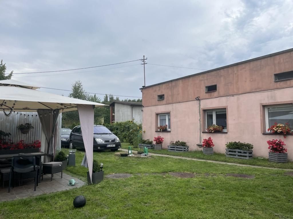 dom wolnostojący, 4 pokoje Łask, ul. Źródlana. Zdjęcie 4