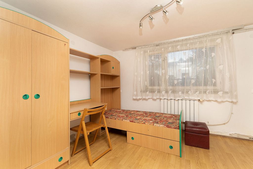 dom wolnostojący, 6 pokoi Jedlicze, ul. dr. Michała Drozdowicza. Zdjęcie 13