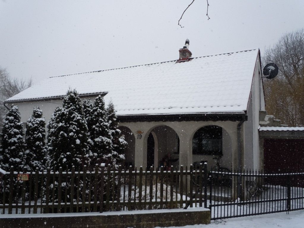 dom wolnostojący, 4 pokoje Kuźnia Raciborska, ul. Powstańców. Zdjęcie 1