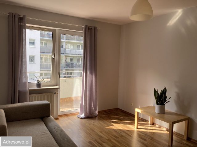 Mieszkanie 1-pokojowe Warszawa Bemowo, ul. Obrońców Tobruku. Zdjęcie 1