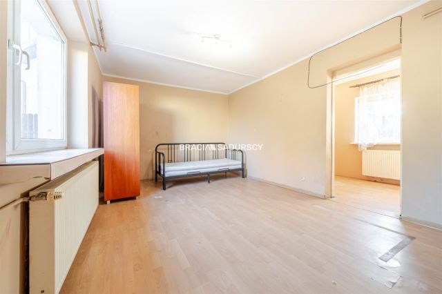 dom wolnostojący, 2 pokoje Kraków Bieżanów, ul. Braterska. Zdjęcie 24