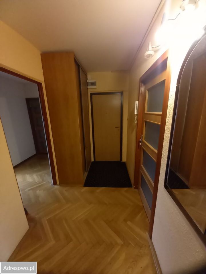 Mieszkanie 4-pokojowe Warszawa Ursus, ul. Orląt Lwowskich. Zdjęcie 2