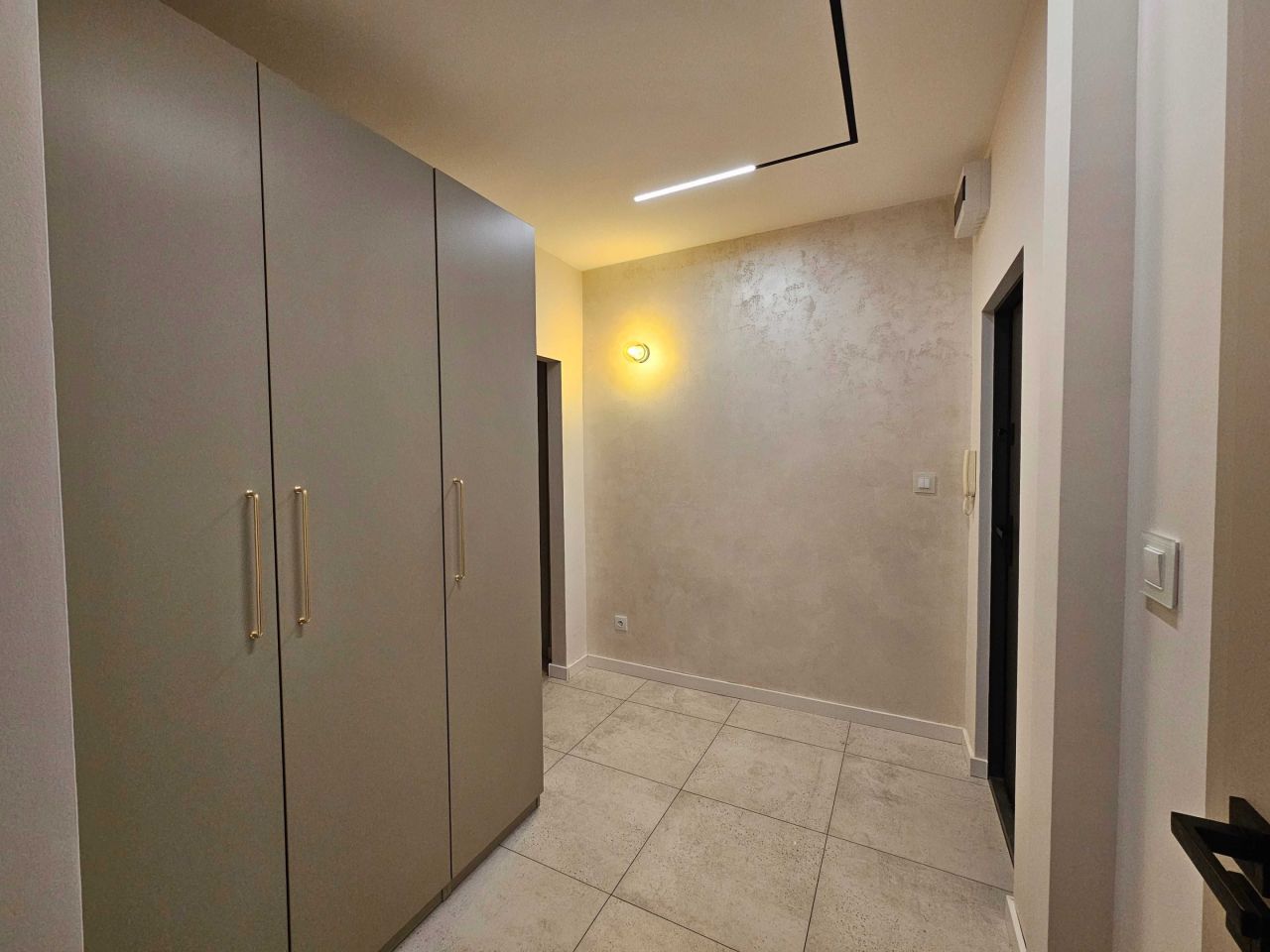 Mieszkanie 3-pokojowe Łódź Koziny, ul. Srebrzyńska. Zdjęcie 2