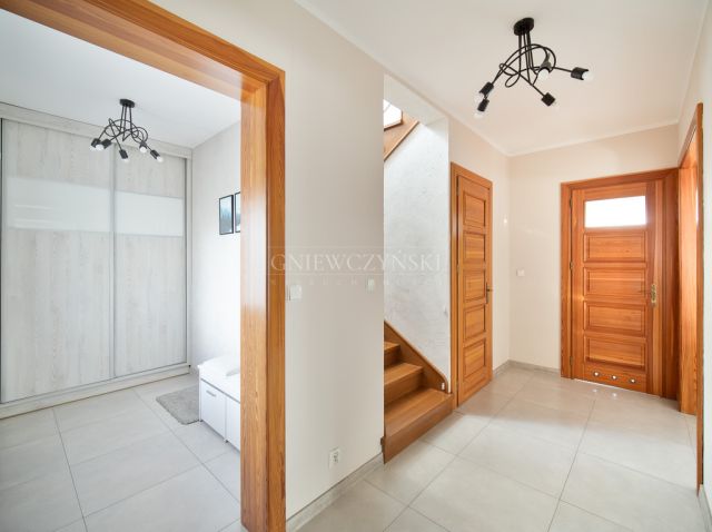 dom wolnostojący, 5 pokoi Sidzina, ul. Polna. Zdjęcie 11