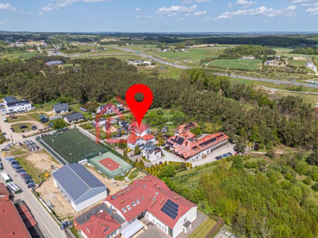 dom wolnostojący, 8 pokoi Szemud, ul. Szkolna. Zdjęcie 2