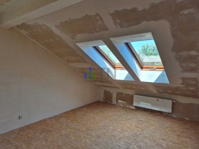 dom wolnostojący, 5 pokoi Chrząstawa Wielka. Zdjęcie 9