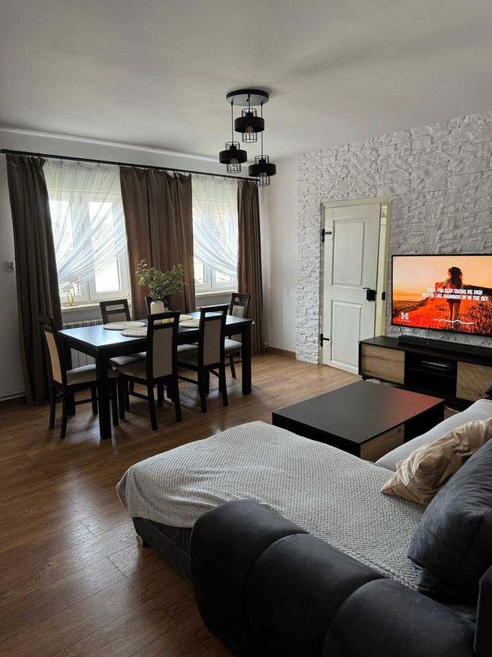 Mieszkanie 5-pokojowe Kożuchów. Zdjęcie 1