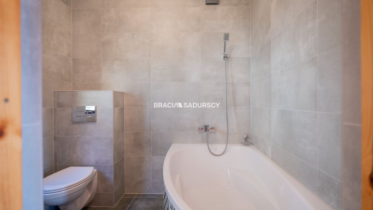 dom wolnostojący, 8 pokoi Harbutowice, ul. Eustachego Sanguszki. Zdjęcie 33