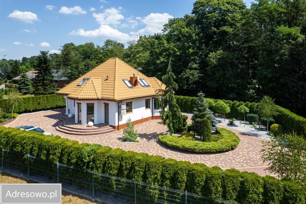 dom wolnostojący Spała, ul. Kwiatowa