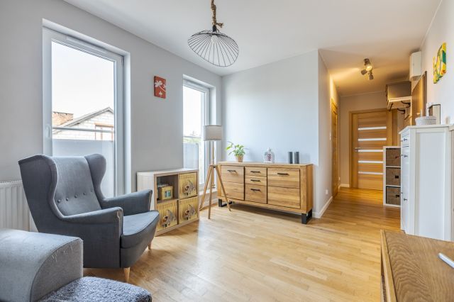 Mieszkanie 3-pokojowe Ząbki, ul. Christiana Andersena. Zdjęcie 1