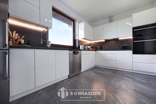 dom wolnostojący, 5 pokoi Szczecinek, ul. Marii Dąbrowskiej. Zdjęcie 11