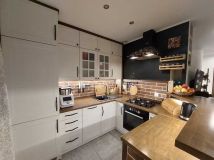 Mieszkanie 3-pokojowe Pustków-Osiedle. Zdjęcie 4