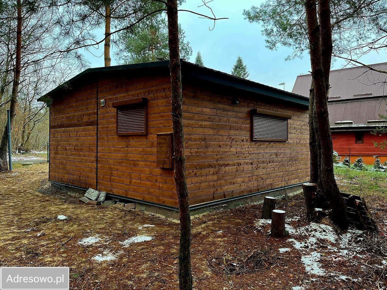 dom wolnostojący, 2 pokoje Mężenin. Zdjęcie 2
