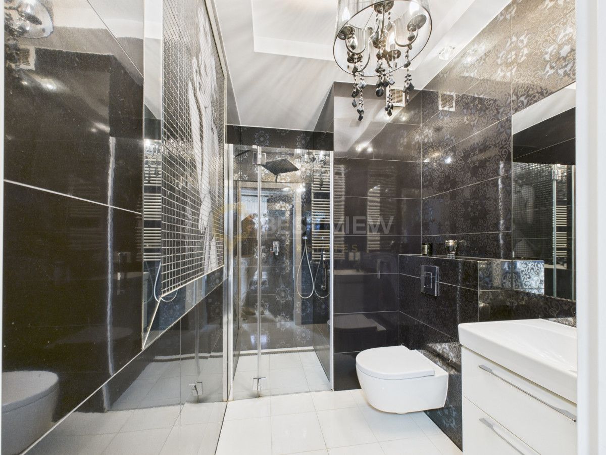 dom szeregowy, 5 pokoi Łomianki Dolne, ul. Kościelna Droga. Zdjęcie 18