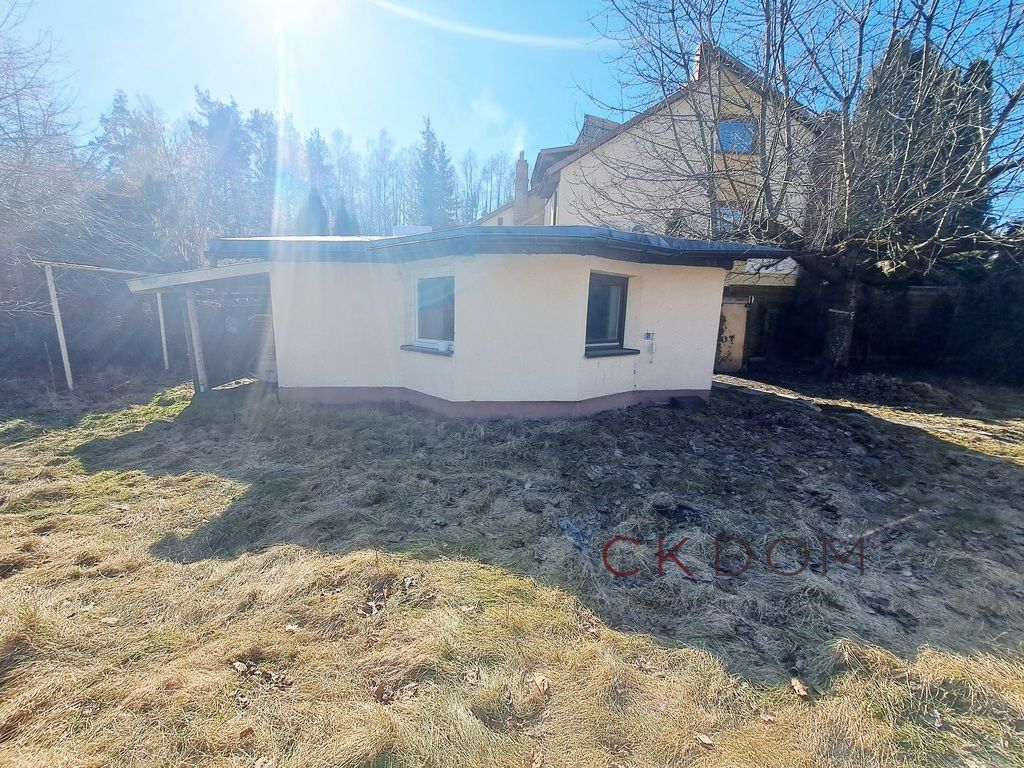 dom wolnostojący, 2 pokoje Kielce Zalesie. Zdjęcie 3