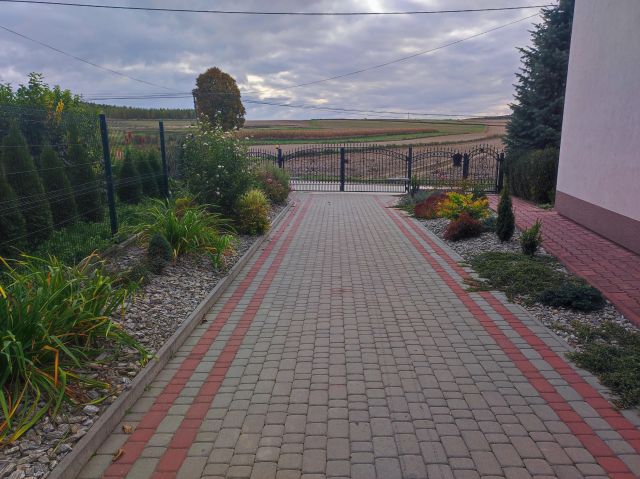 dom wolnostojący, 7 pokoi Kostrzeszyn Odrzywół. Zdjęcie 4