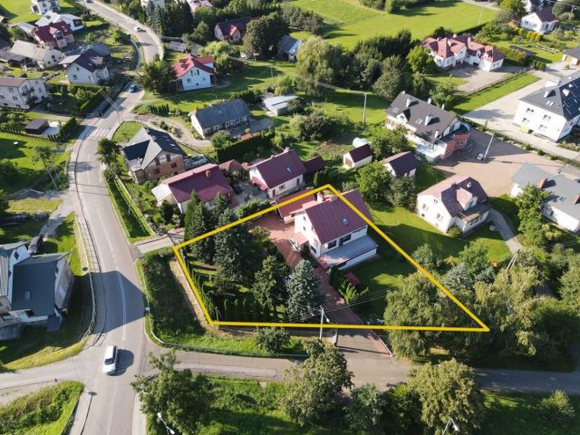 dom wolnostojący, 7 pokoi Besko. Zdjęcie 8