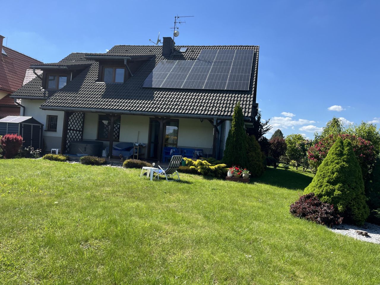 dom wolnostojący, 6 pokoi Kozakowice Górne, ul. Osiedlowa