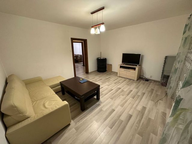 Mieszkanie 4-pokojowe Pionki, ul. Adama Mickiewicza. Zdjęcie 1