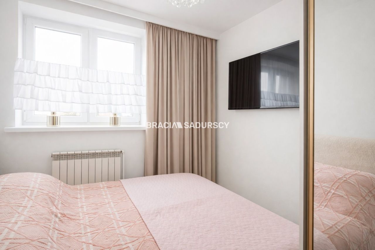 Mieszkanie 4-pokojowe Myślenice. Zdjęcie 11