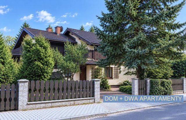 dom wolnostojący Polanica-Zdrój, ul. Zygmunta Krasińskiego. Zdjęcie 1