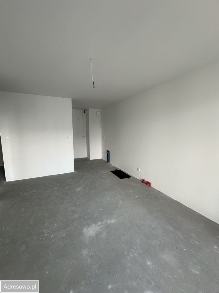 Mieszkanie 2-pokojowe Warszawa Włochy, al. Krakowska. Zdjęcie 1