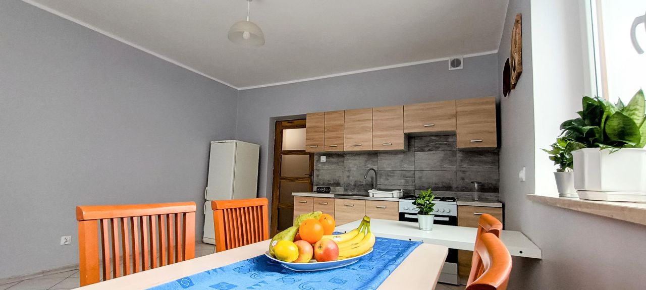 dom wolnostojący, 5 pokoi Korzkiew, ul. Łąkowa