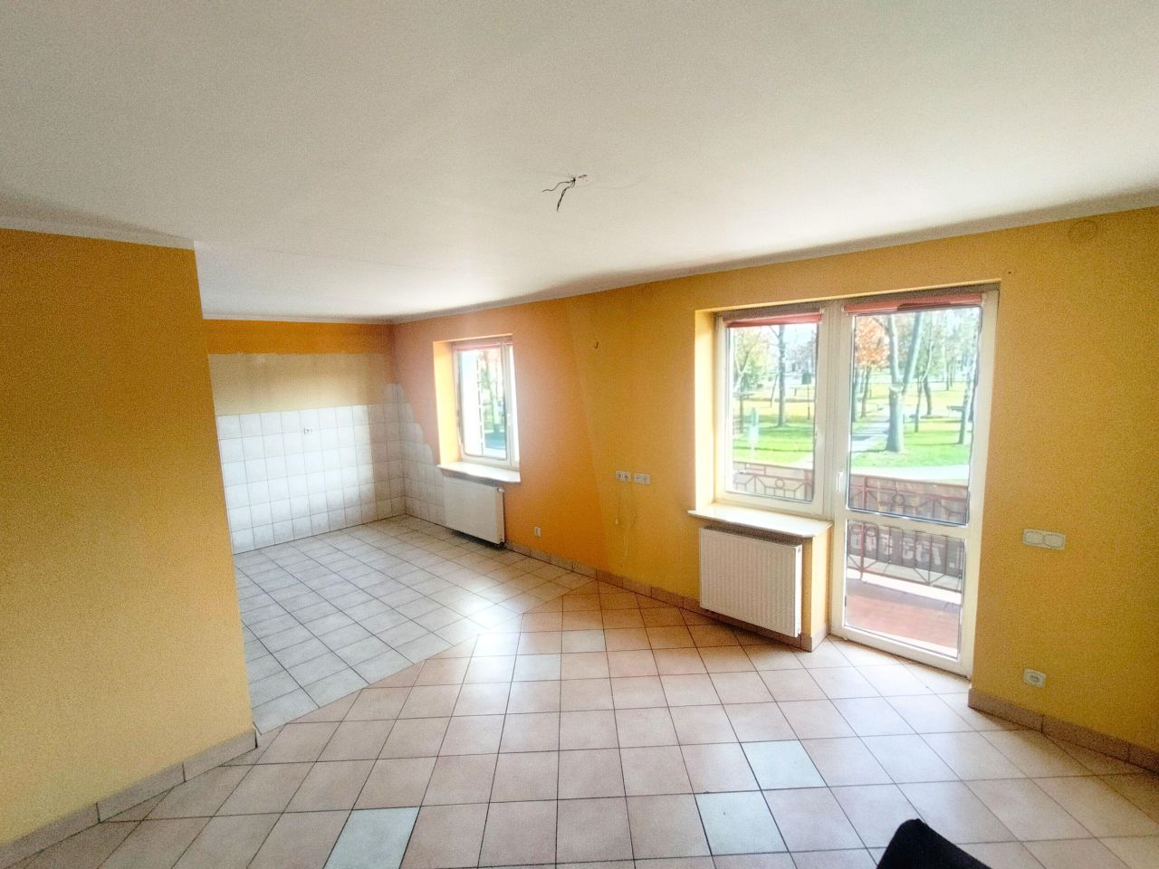 kamienica, 10 pokoi Goniądz, pl. 11 Listopada. Zdjęcie 9