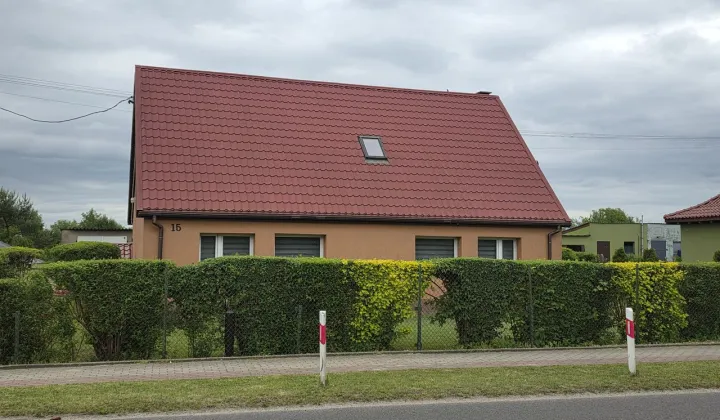 dom wolnostojący, 5 pokoi Miętno