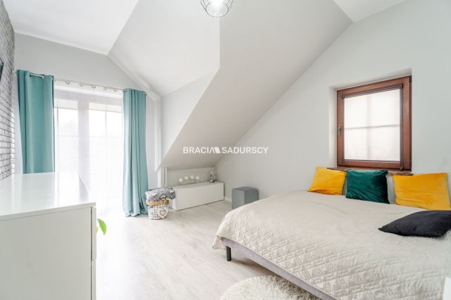 bliźniak, 5 pokoi Pawlikowice. Zdjęcie 17