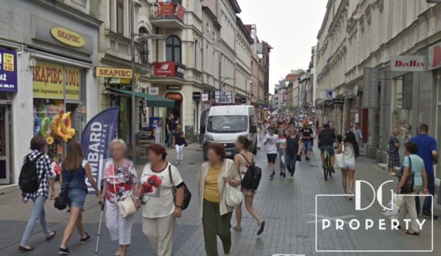 Lokal Poznań, ul. Półwiejska. Zdjęcie 2