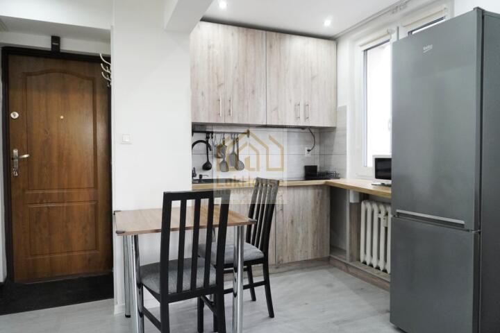 Mieszkanie 2-pokojowe Bytom, pl. Wojska Polskiego. Zdjęcie 2