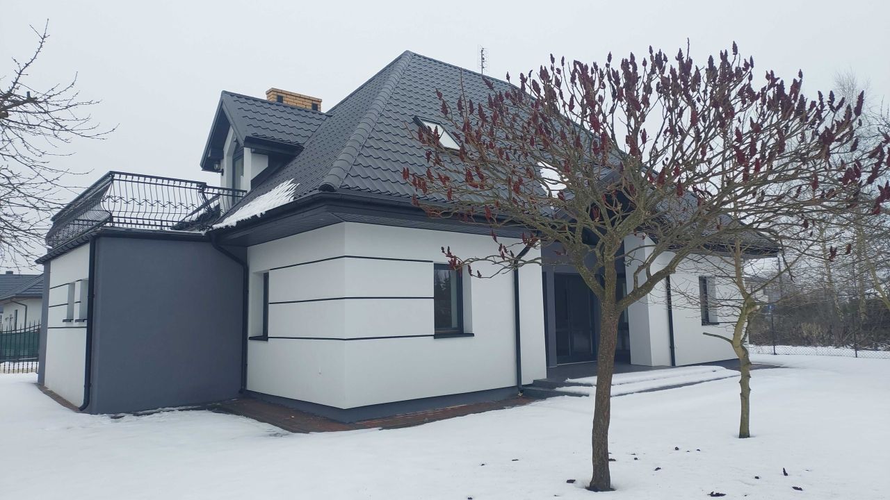 dom wolnostojący Rybienko Nowe, ul. Calineczki. Zdjęcie 2