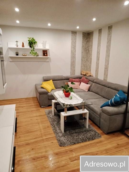 Mieszkanie 2-pokojowe Ostrowiec Świętokrzyski, os. Ogrody. Zdjęcie 1