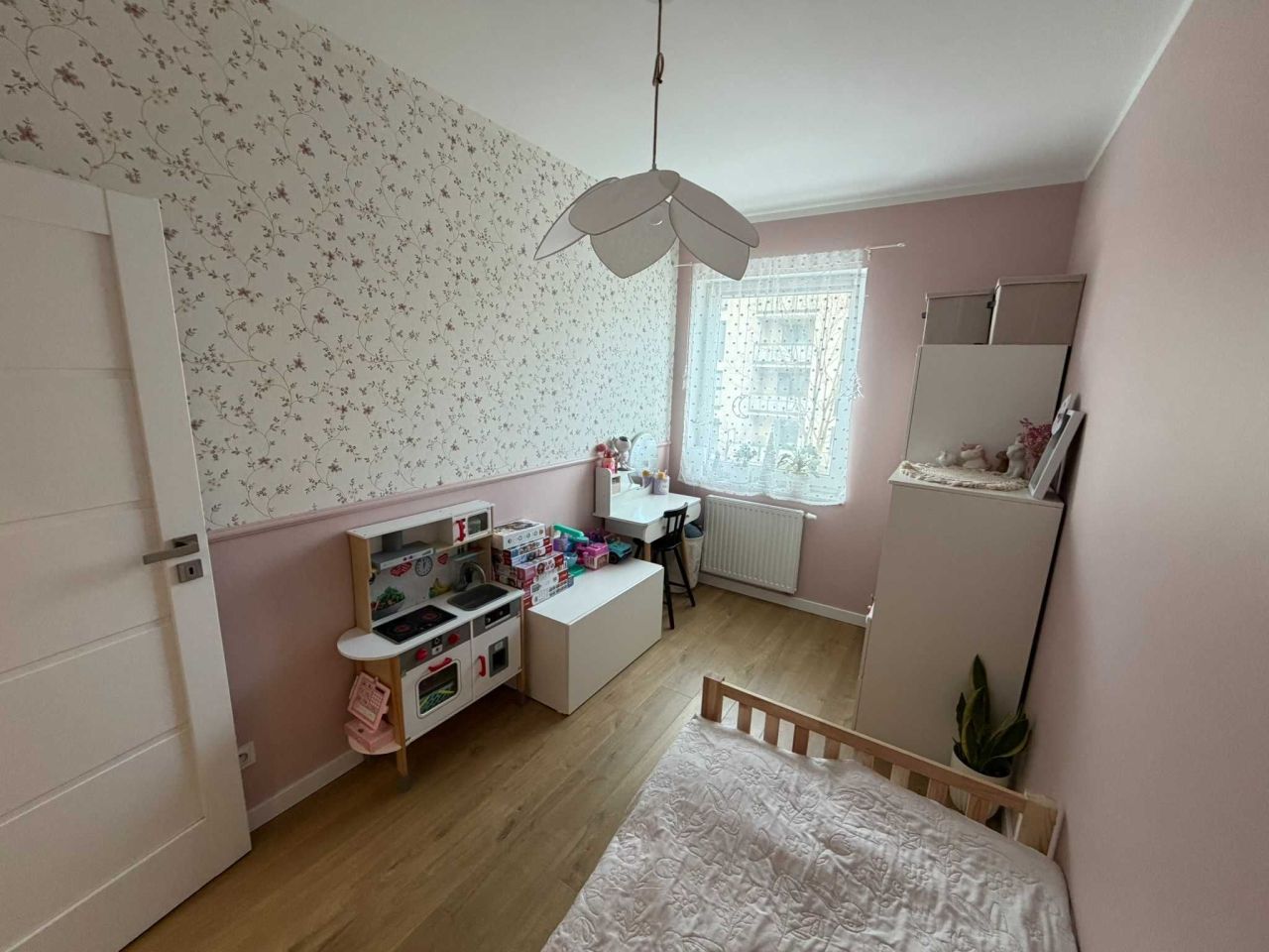 Mieszkanie 4-pokojowe Bolesławiec. Zdjęcie 2